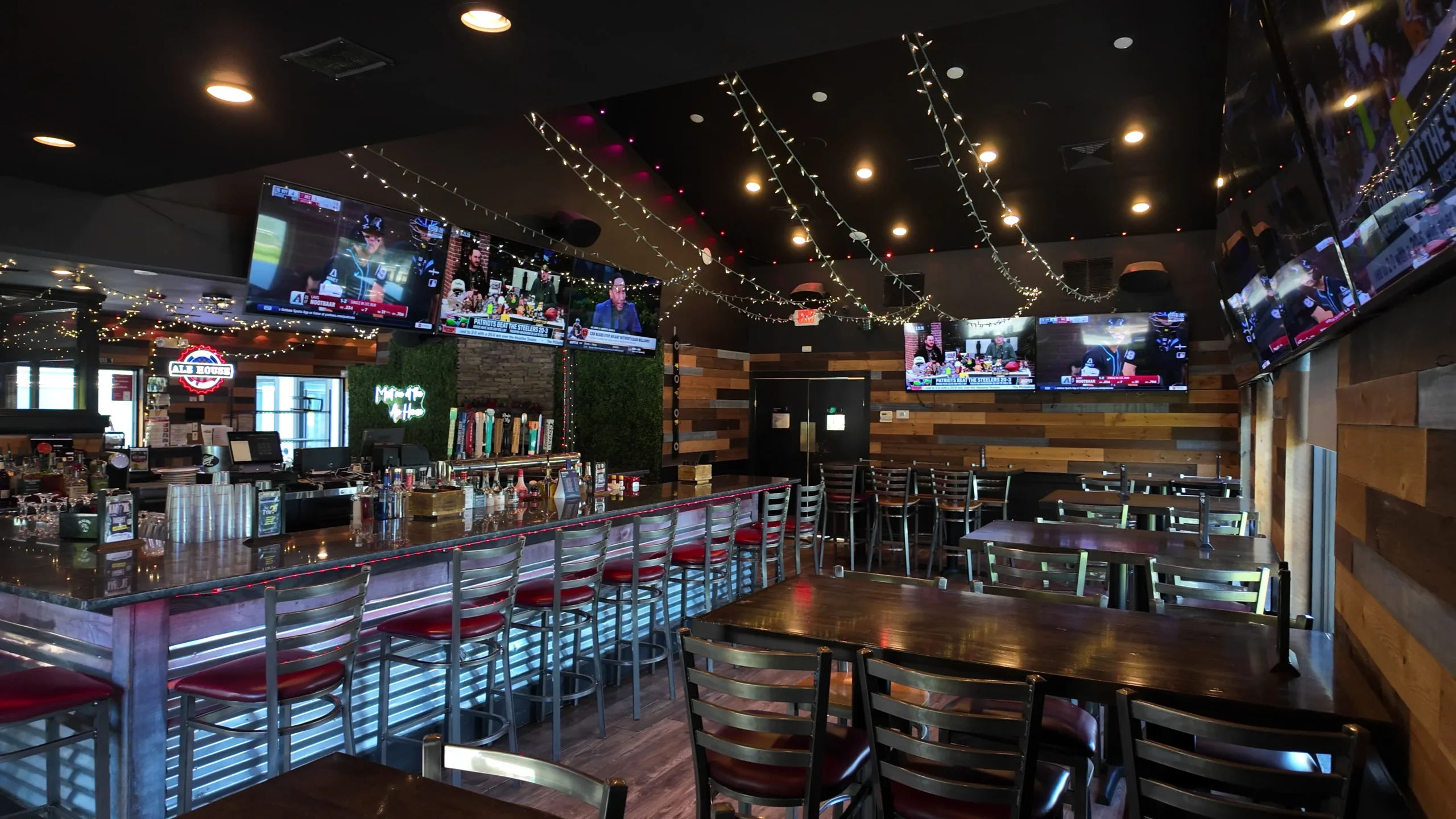 The dining room and bar at Wayne Ale House