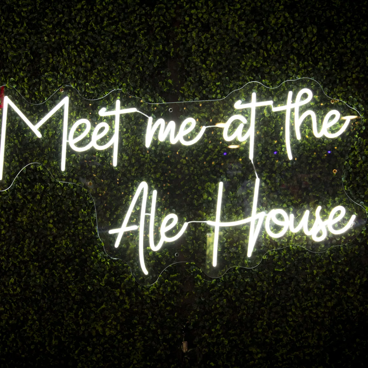 The neon sign at Wayne Ale House in Wayne, NJ