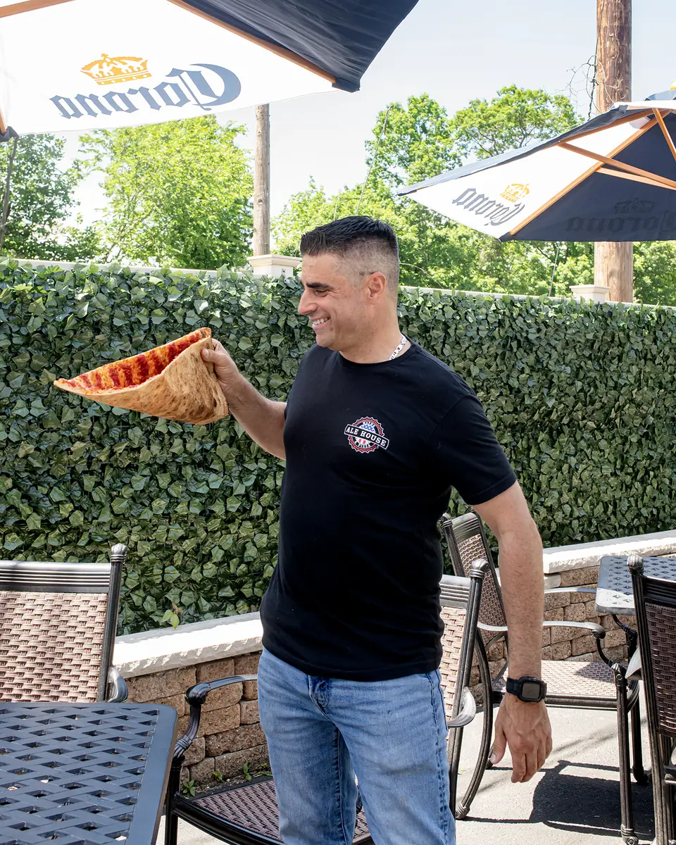 The outdoor patio at Wayne Ale House in Wayne, NJ